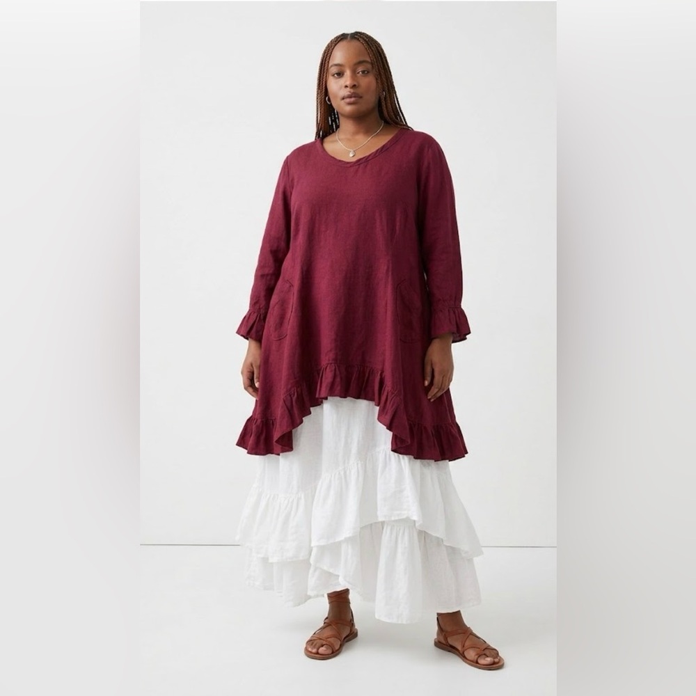 Heart's Desire Butterfly Burgundy Linen Top - Picture 12 of 12
